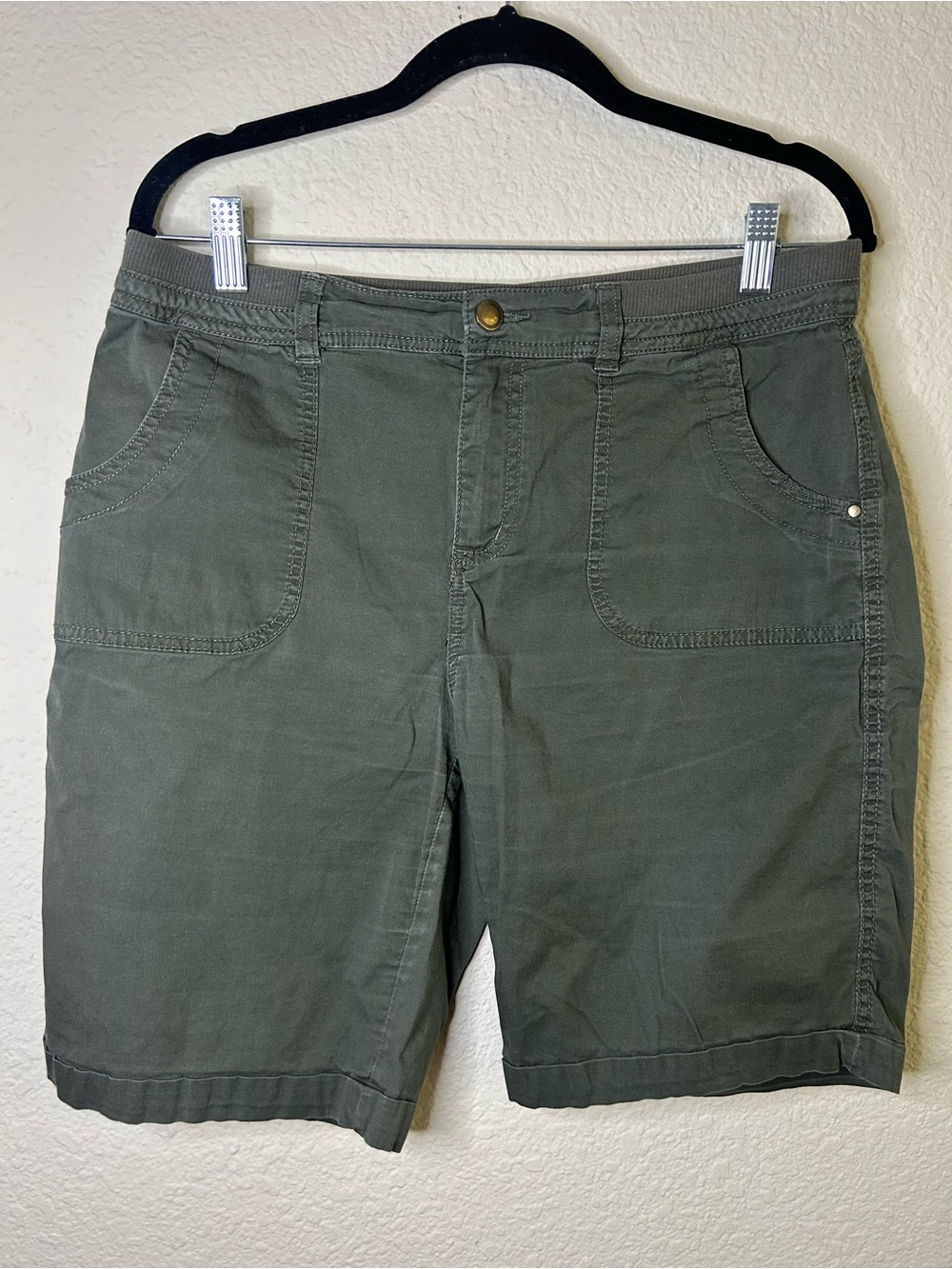 Croft & Barrow Olive Green‎ Stretch Cotton Shorts 12 Summer Casual Comfort Light
